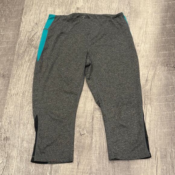 Z by Zella Size Large Capri Leggings Gray and Teal - Picture 1 of 5